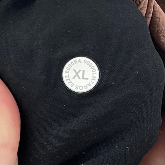 Lululemon Bowline Short 8" Stretch Ripstop
Smoky Topaz M7ARQS XL - Picture 7 of 9